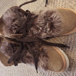 Real fur suede winter boots, good as new